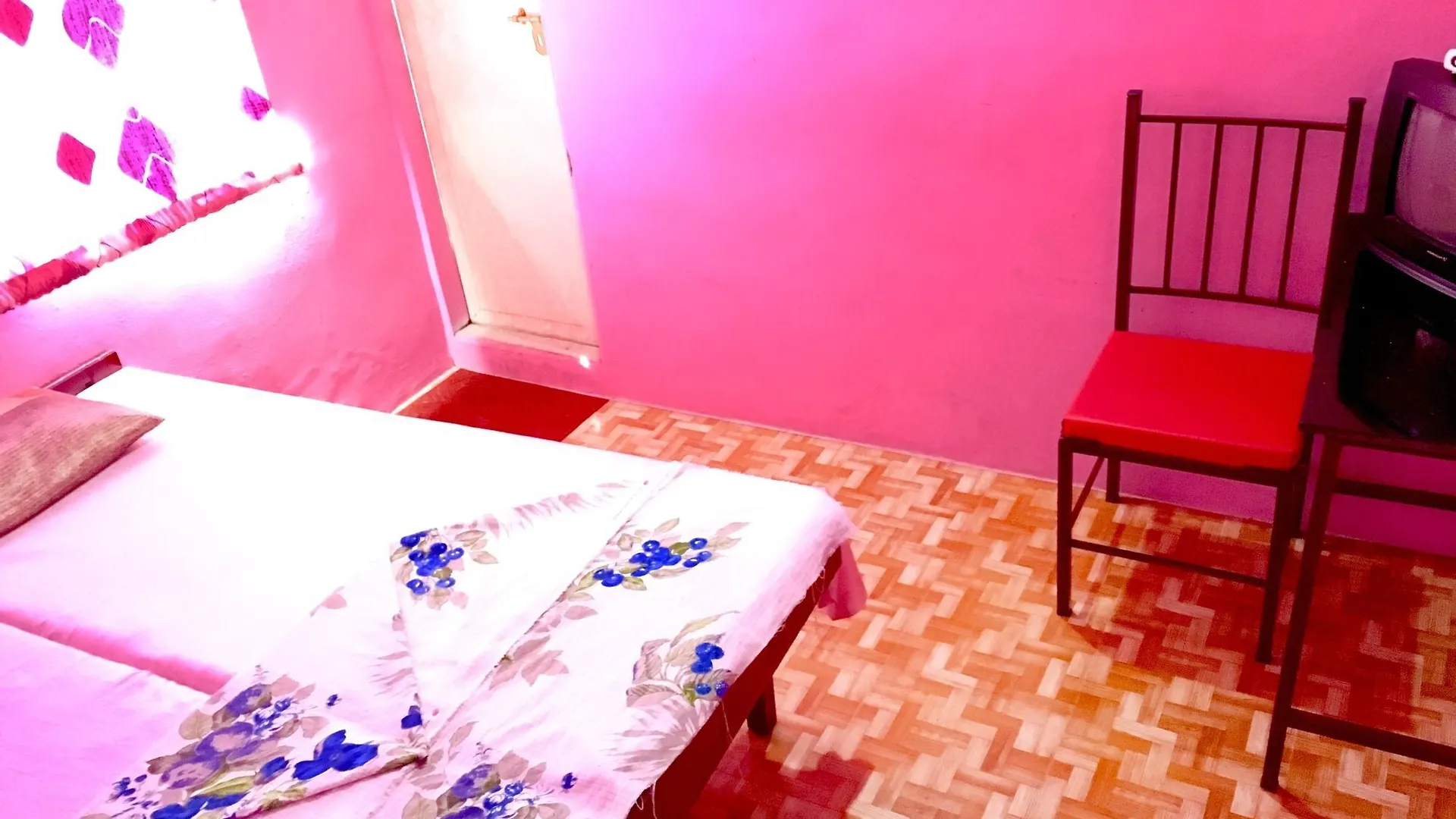 Pleasant Inn Коччи 2*,  Индия
